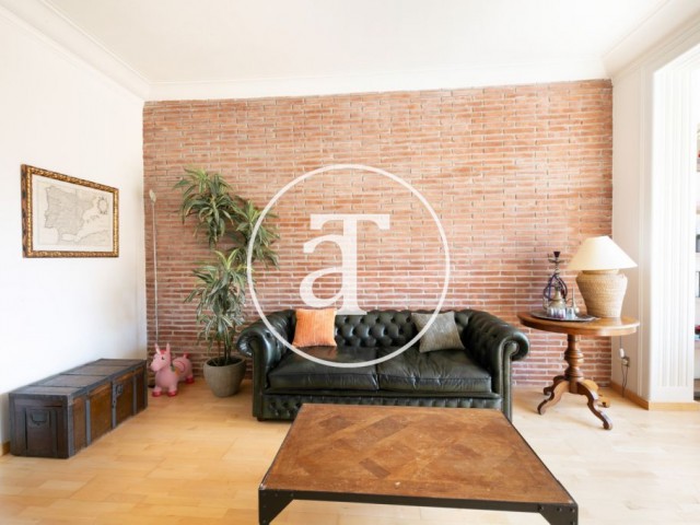 Furnished apartment for rent in Enrique Granados street