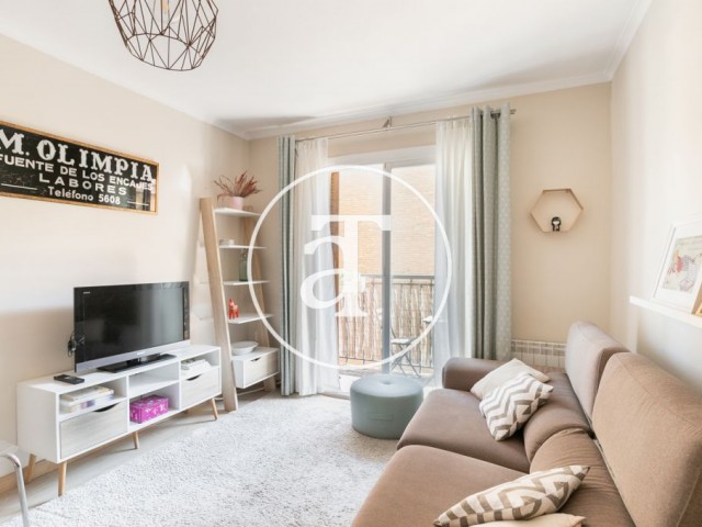 Monthly rental apartment with 2 bedrooms and studio in Sants Montjuic